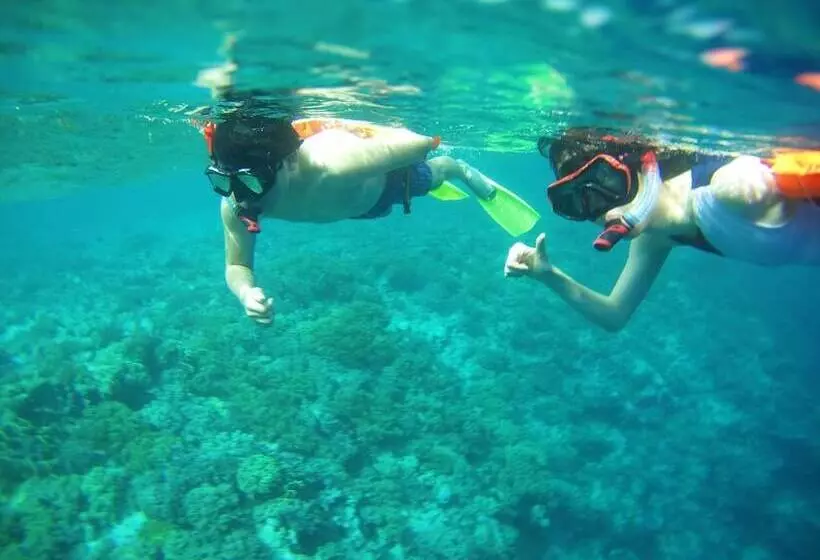 Aamiaismajoitus (B&B) Sinar Harapan