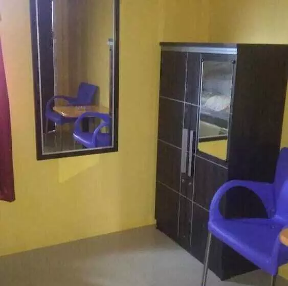 Aamiaismajoitus (B&B) Sinar Harapan