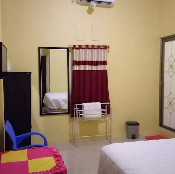 Aamiaismajoitus (B&B) Sinar Harapan