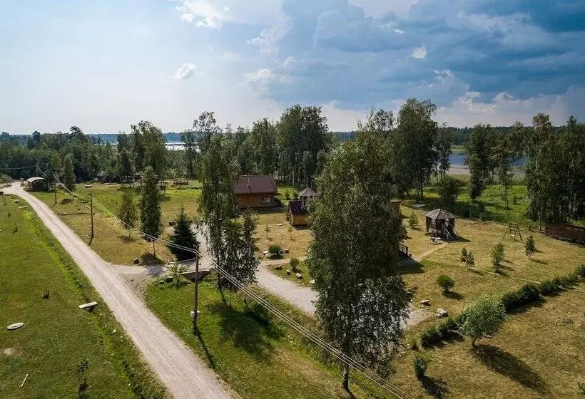 Cottage Complex Ozerny Bereg