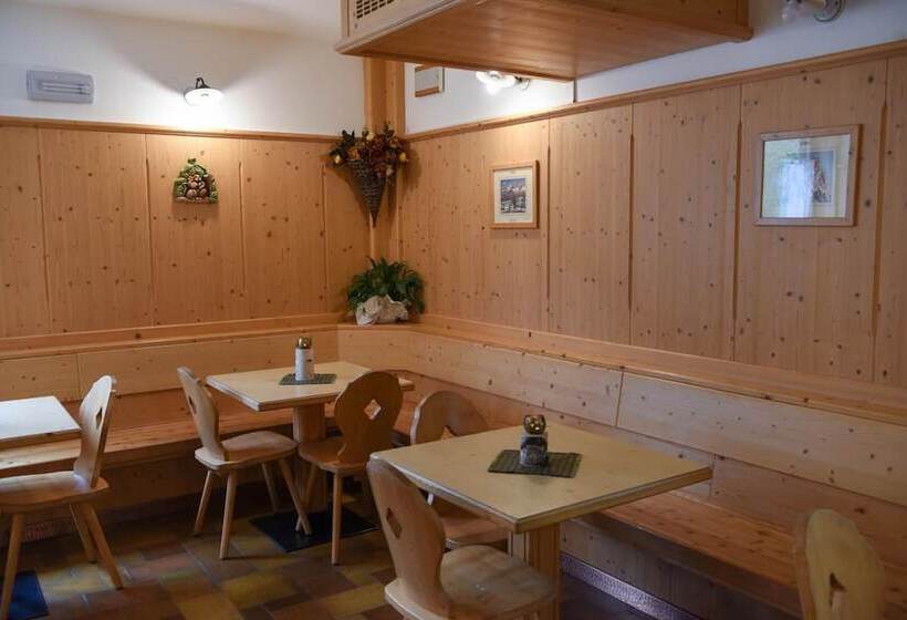 فندق فئة نجمة واحدة Albergo Sporting