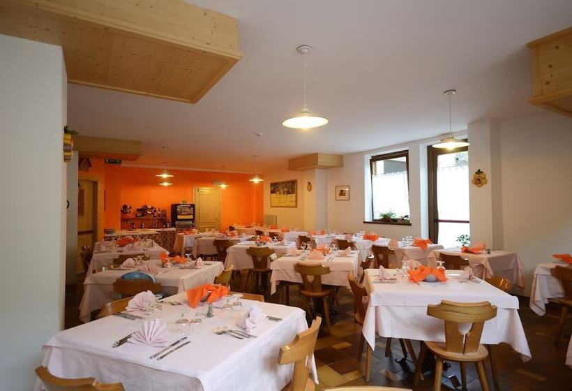 فندق فئة نجمة واحدة Albergo Sporting