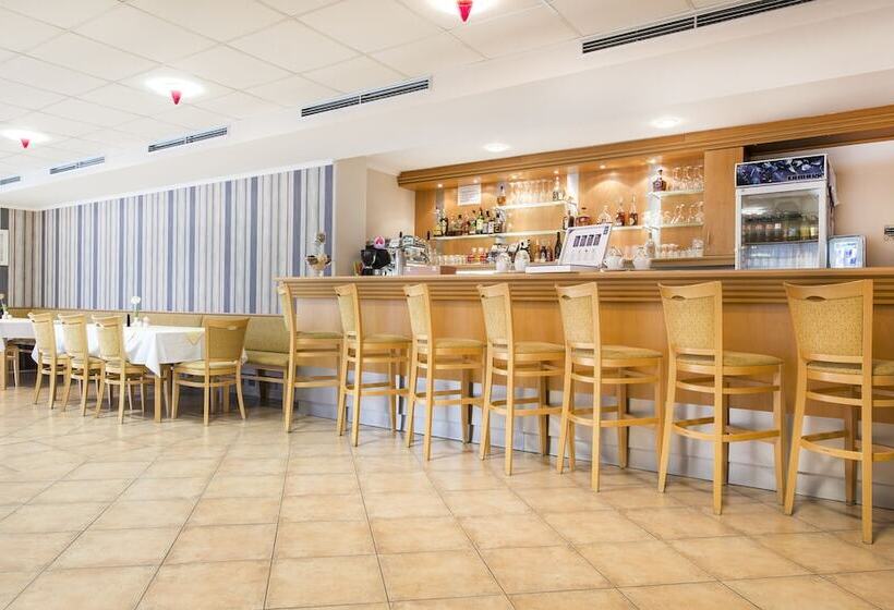 בית מלון כפרי Akademie