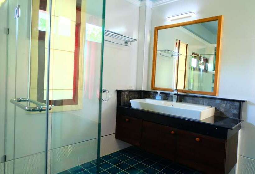 Hotel Beach Walk Homestay