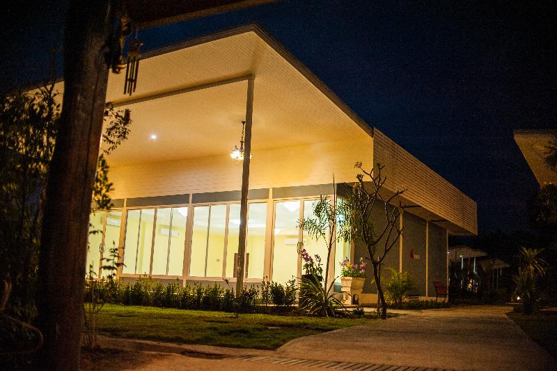 בית מלון כפרי Bluemoon Riverside Resort