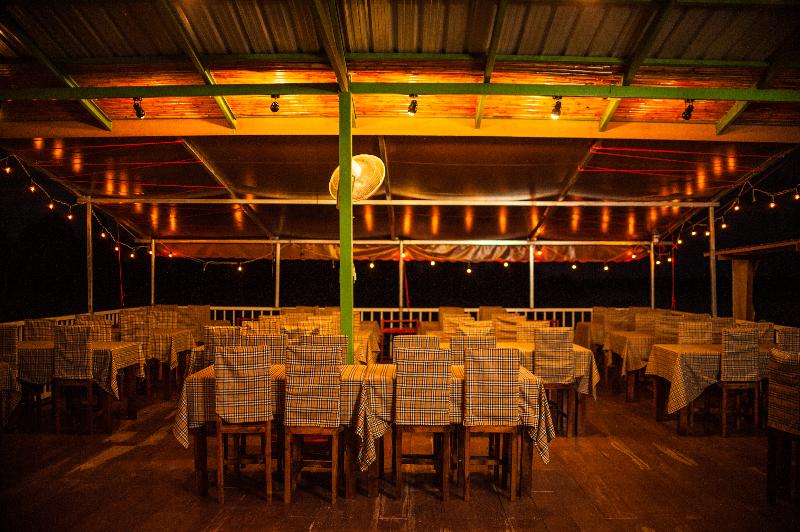 בית מלון כפרי Bluemoon Riverside Resort