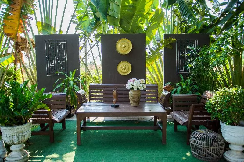 Hotelli Bluemoon Riverside Resort