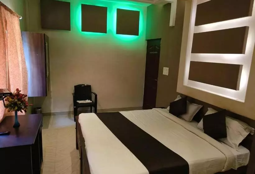 Hotelli Chalil Residency