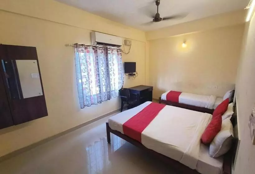 Hotelli Chalil Residency