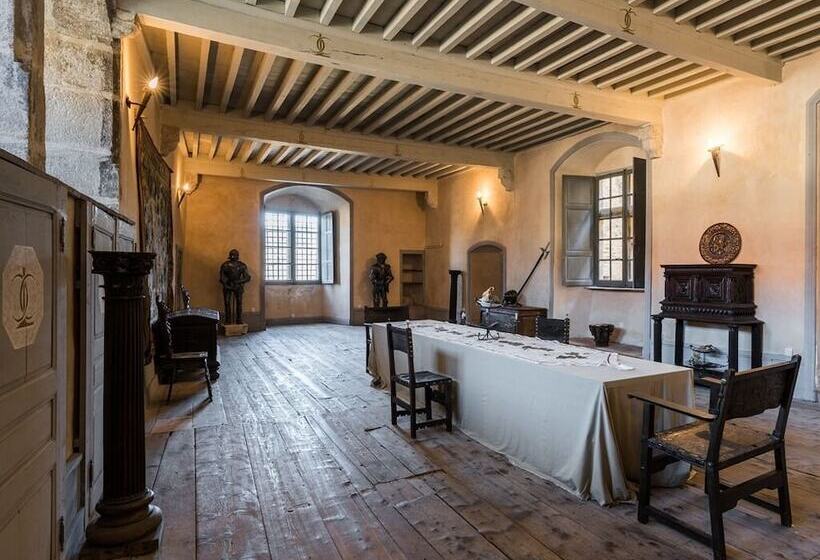 호텔 Château Des Marcilly Talaru