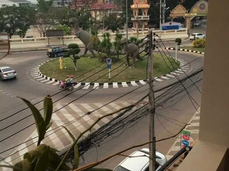 ホテル Dino Studio