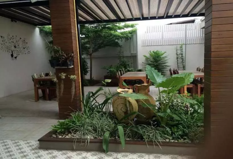 ホテル Dino Studio