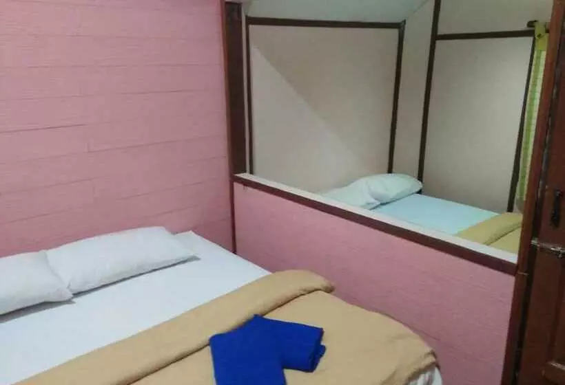 Hotelli Shong Hai Resort