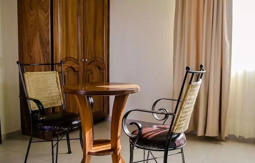 Hotelli Estancia Villa Real