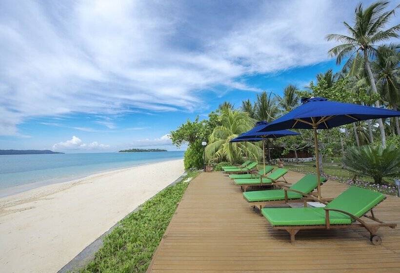 호텔 Gangga Island Resort & Spa