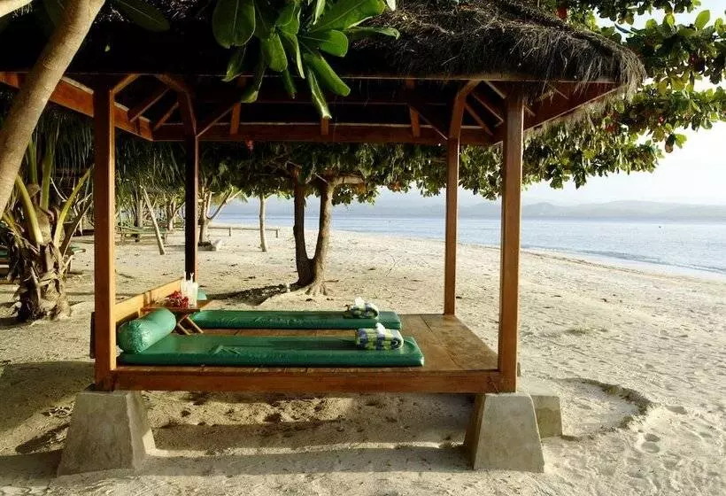 ホテル Gangga Island Resort & Spa