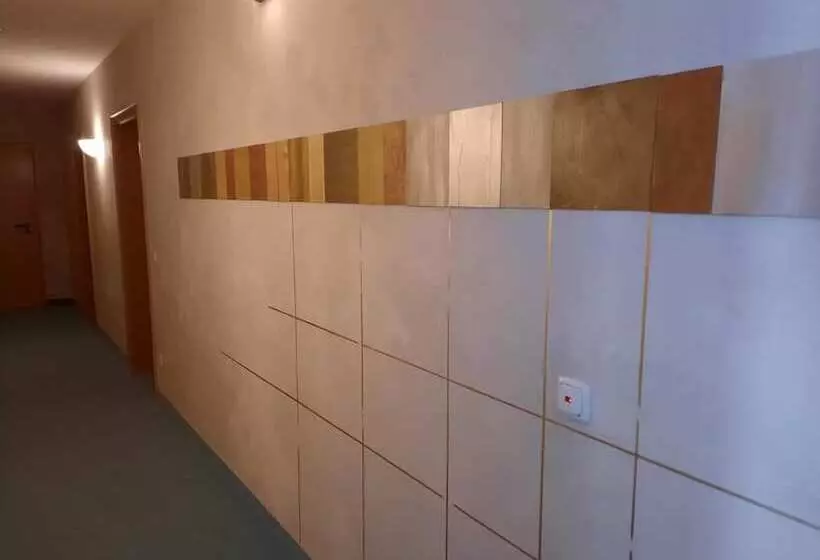 Hotelli Gasthof Zahler