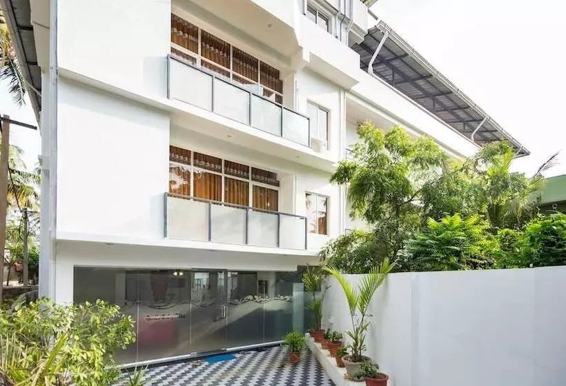 Hotelli God S Own Villa