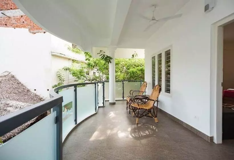 Hotelli God S Own Villa