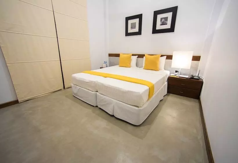 ホテル Kevans Casa