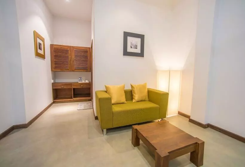 ホテル Kevans Casa