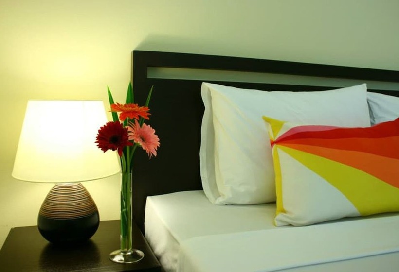 בית מלון כפרי Loft Buriram