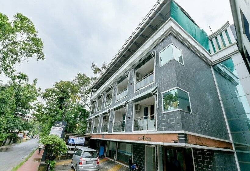 Hotelli Picasso Castle