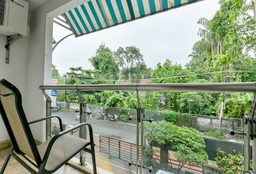 Hotelli Picasso Castle