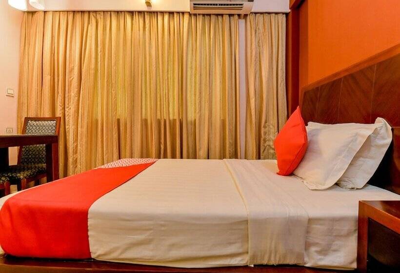 Hotelli Picasso Castle