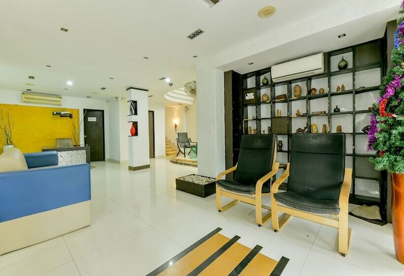 Hotelli Picasso Castle