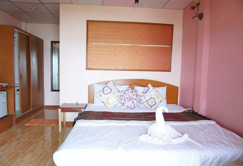 Hotelli Wanghin Bungalow Donsak