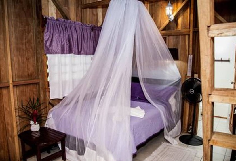 La Milpa Lodge Hostel