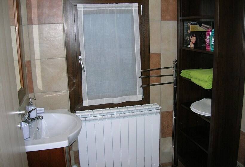 ペンション Al Carotin