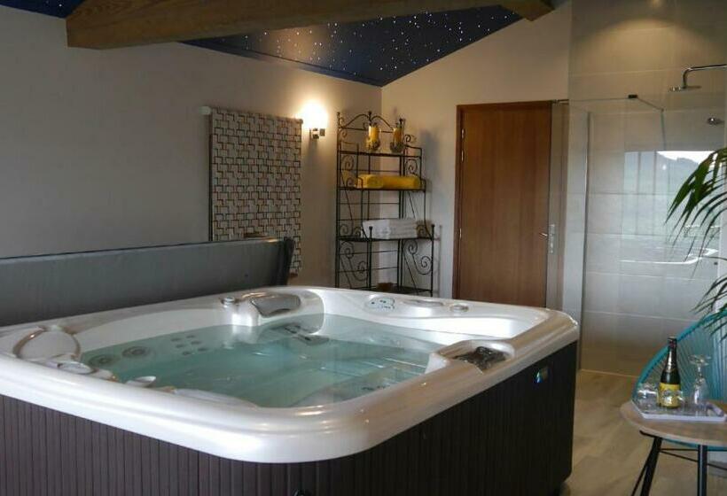 بنسيون Aux 3 Sapins