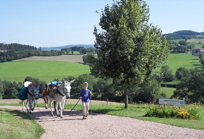 بنسيون Aux 3 Sapins