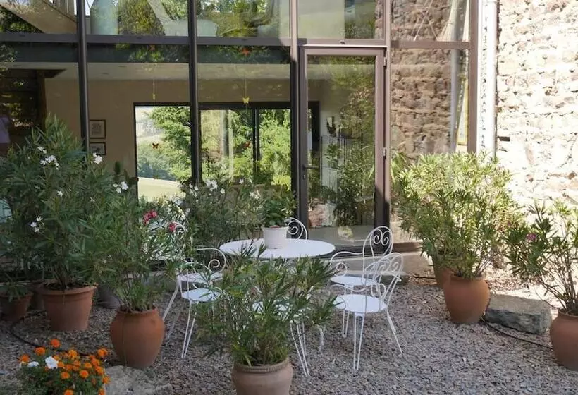 Majatalo Aux 3 Sapins