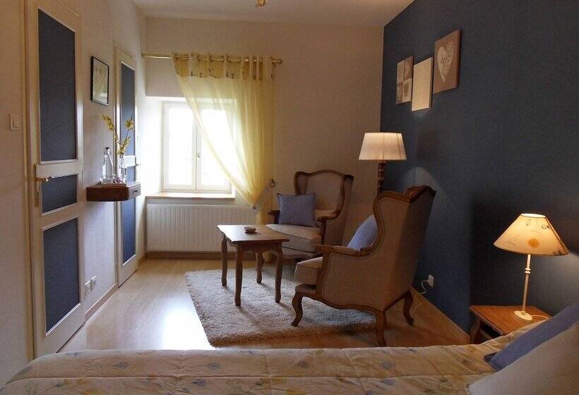 بنسيون Aux 3 Sapins