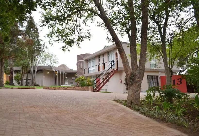 Majatalo B At Home Guest House