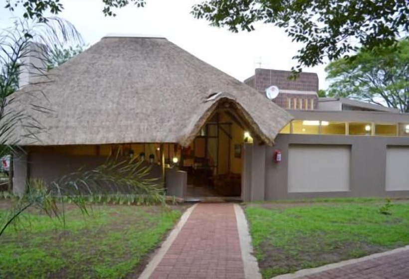 ペンション B At Home Guest House