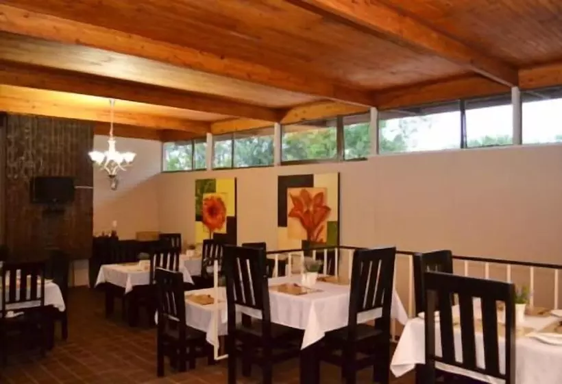 Majatalo B At Home Guest House