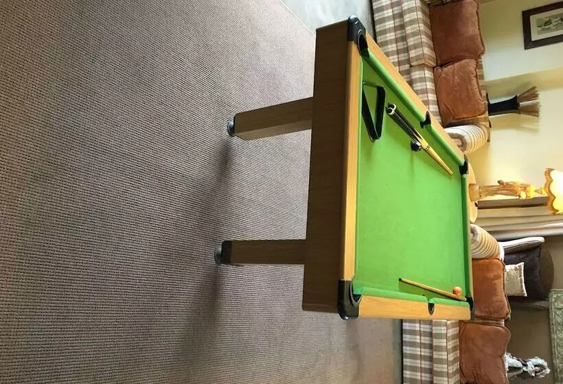 ペンション Eden Rose Manor B&b