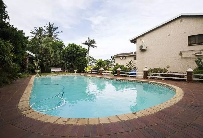 ペンション Eden Rose Manor B&b