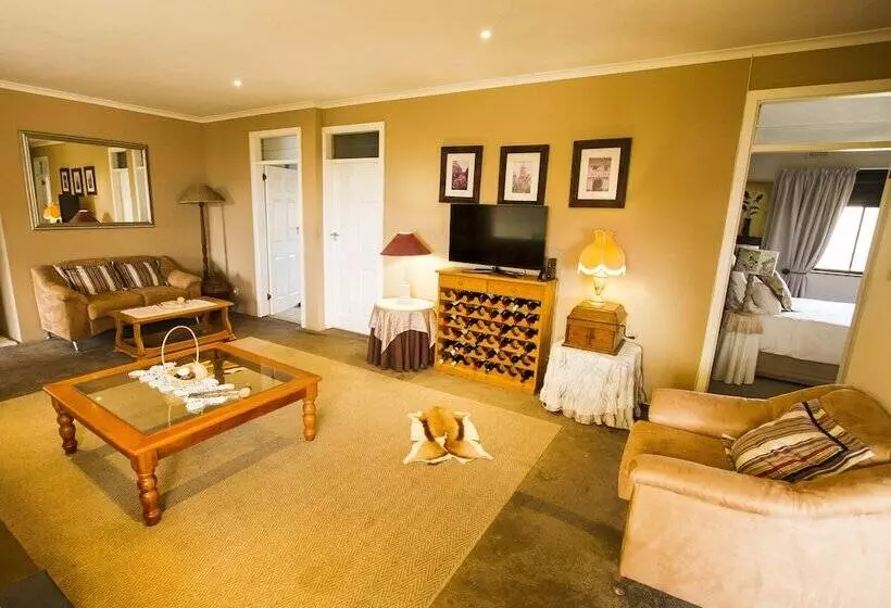 ペンション Eden Rose Manor B&b