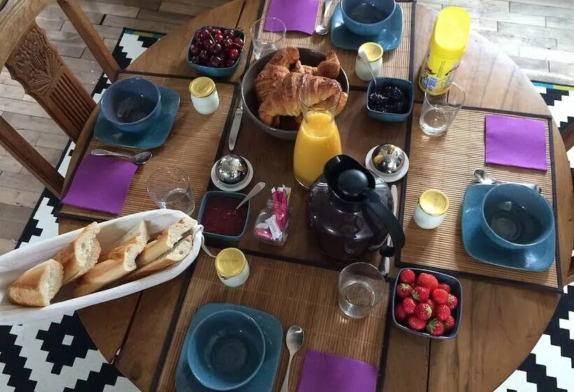 ペンション La Maison