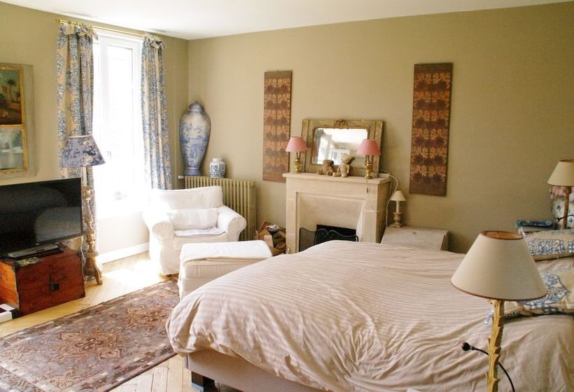 بنسيون La Villa De Creully