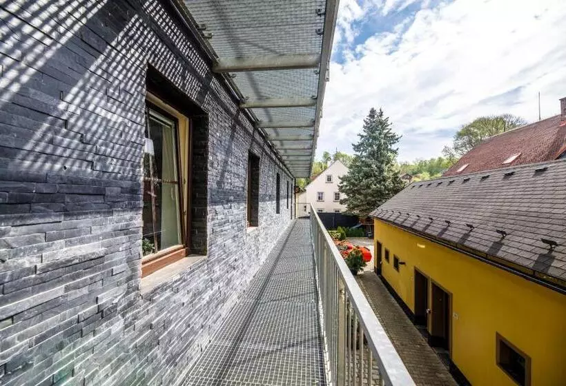 Majatalo Penzion, Restaurant Gloria