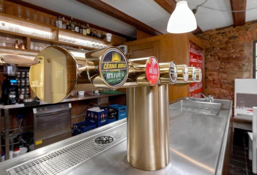 膳宿费 Penzion, Restaurant Gloria