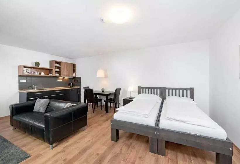 Majatalo Penzion, Restaurant Gloria