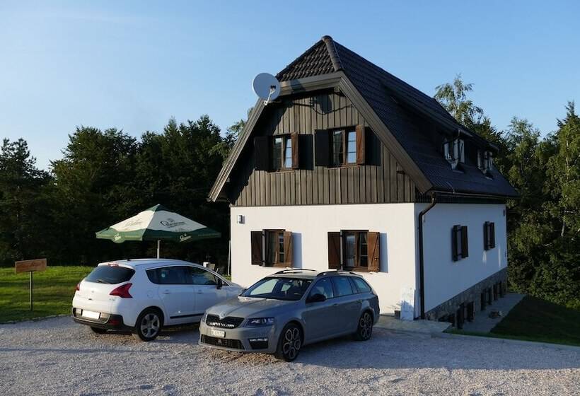 بنسيون Plitvice Lakes Villa Mija