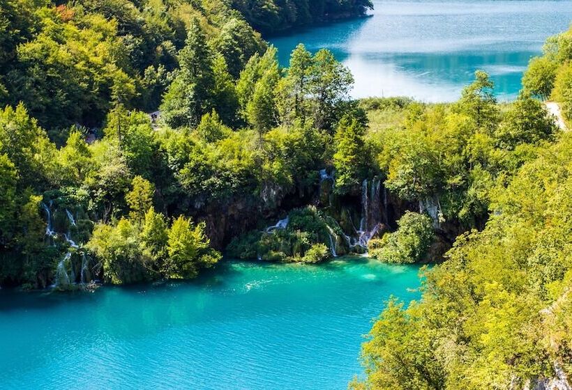 بنسيون Plitvice Lakes Villa Mija